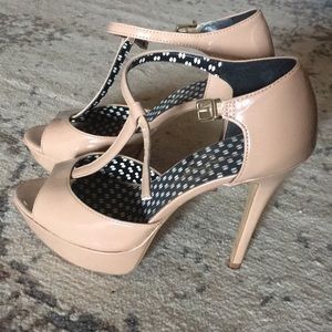 Jessica Simpson Jude pumps size 8